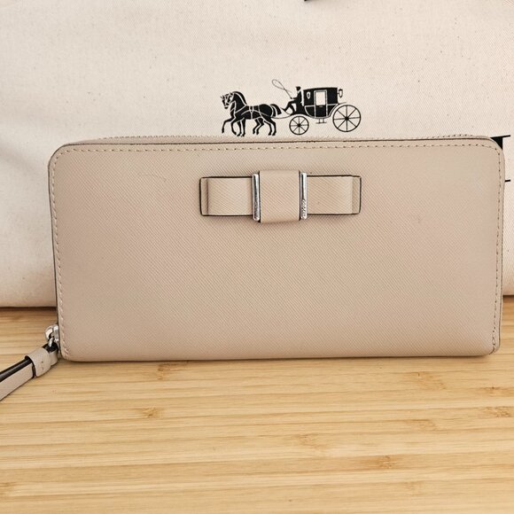 Coach Darcy Bow Accordion Zip Wallet F51668, Silver/Sand - Picture 2 of 12